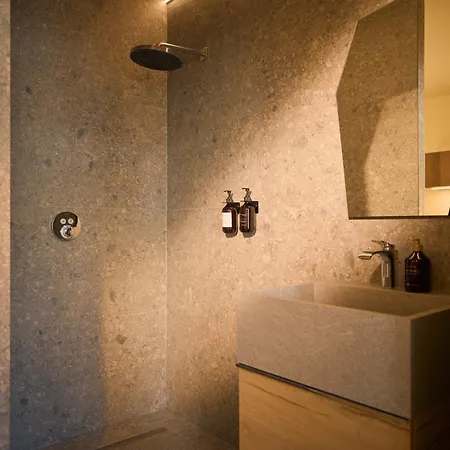 Apartment Avec Jacuzzi Prive - De Gamme - Centre