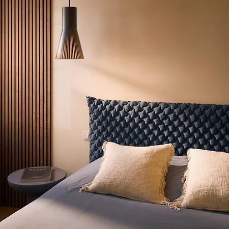 Suite De Luxe Avec Jacuzzi Prive, Climatisation Et Emplacement Ideal Au Coeur De Cognac * Cognac