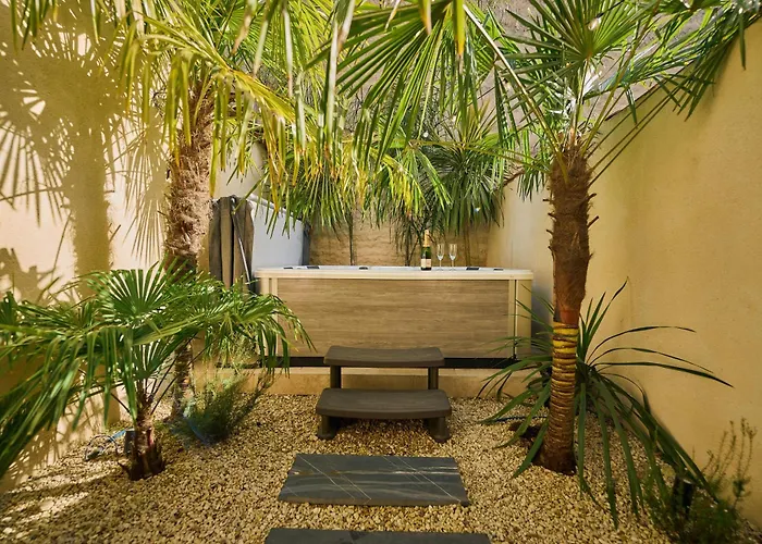 Atypique - Jacuzzi Privé, En Centre De